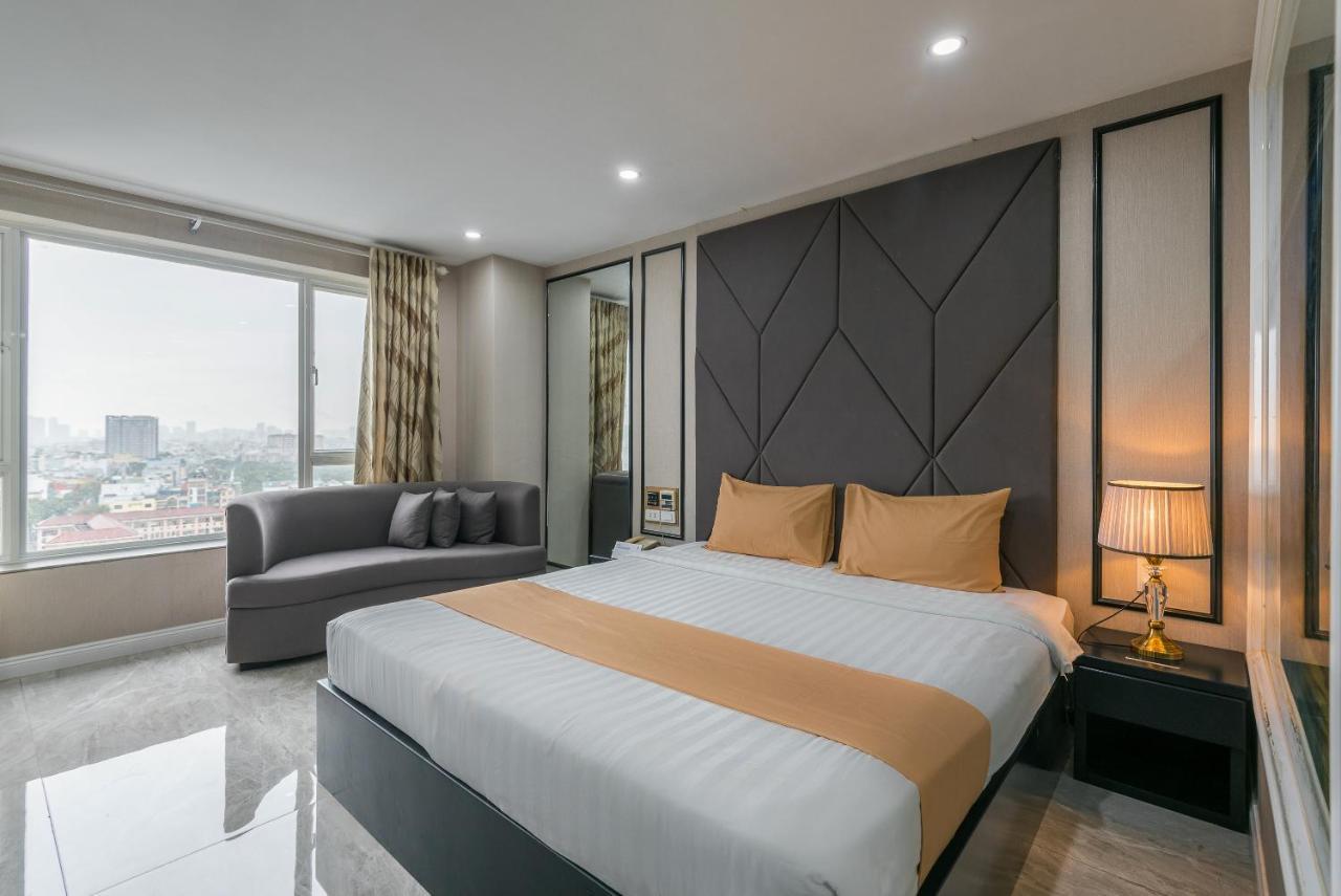 Cozrum Lux - The Arrivals Hotel Ho Chi Minh City Exterior photo